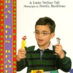 خرید و دانلود نسخه کامل کتاب Real Kids Reader: Level 2: Set 6/6: (Three Books)