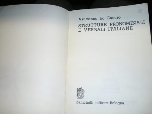 خرید و دانلود نسخه کامل کتاب Strutture pronominali e verbali italiane_68bc5029433f7.jpeg خرید و دانلود نسخه کامل کتاب Strutture pronominali e verbali italiane