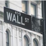 خرید و دانلود نسخه کامل کتاب The Intelligent Investor investing + found at redsamara.com