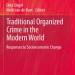 خرید و دانلود نسخه کامل کتاب Traditional Organized Crime in the Modern World: Responses to Socioeconomic Change