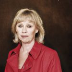 خرید و دانلود نسخه کامل کتاب Stina om Stina och konsten att intervjua