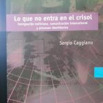 خرید و دانلود نسخه کامل کتاب Lo que no entra en el crisol. Inmigración boliviana, comunicación intercultural y procesos identitarios