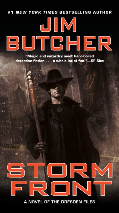 Storm Front by Jim Butcher_6a04a3a82f336.jpeg خرید و دانلود نسخه کامل کتاب صوتی انگلیسی جبهه طوفان، اثر جیم بوچر (از مجموعهی پروندههای درسدن) Storm Front by Jim Butcher - تصویر 1
