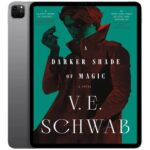 خرید و دانلود نسخه کامل کتاب انگلیسی A Darker Shade of Magic 2015