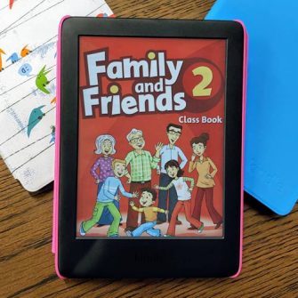 Children00klgndfjhgdufghudfihguifdhgdfn1 خرید و دانلود نسخه کامل کتاب انگلیسی Family and Friends 2 - تصویر 1