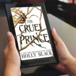 خرید و دانلود نسخه کامل کتاب انگلیسی The Cruel Prince 2018